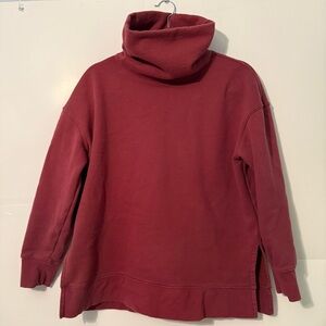 Athleta Women's Burgundy Turtleneck Sweatshirt